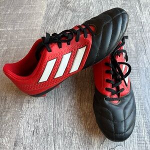 Adidas Youth Red/Black Soccer Cleats Shoes Sneakers, Size 4.5